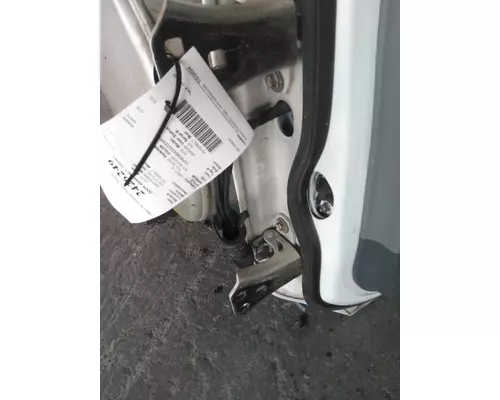 PETERBILT 579 2013-2026 DOOR ASSEMBLY, FRONT