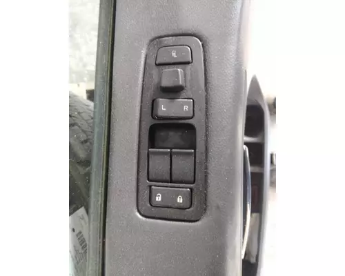 PETERBILT 579 2013-2026 DOOR ASSEMBLY, FRONT