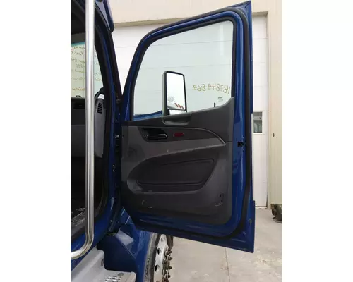 PETERBILT 579 2013-2026 DOOR ASSEMBLY, FRONT
