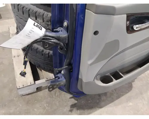 PETERBILT 579 2013-2026 DOOR ASSEMBLY, FRONT