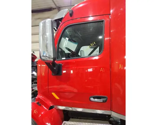 PETERBILT 579 2013-2026 DOOR ASSEMBLY, FRONT