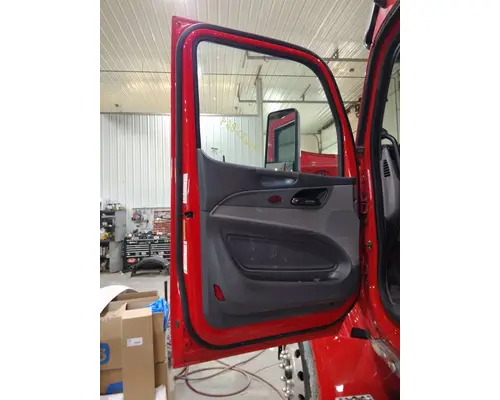 PETERBILT 579 2013-2026 DOOR ASSEMBLY, FRONT