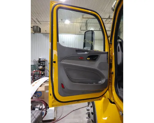 PETERBILT 579 2013-2026 DOOR ASSEMBLY, FRONT