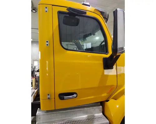 PETERBILT 579 2013-2026 DOOR ASSEMBLY, FRONT