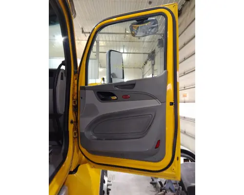 PETERBILT 579 2013-2026 DOOR ASSEMBLY, FRONT