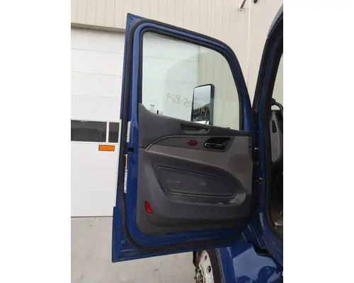 PETERBILT 579 2013-2026 DOOR ASSEMBLY, FRONT