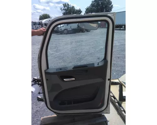 PETERBILT 579 2013-2026 DOOR ASSEMBLY, FRONT