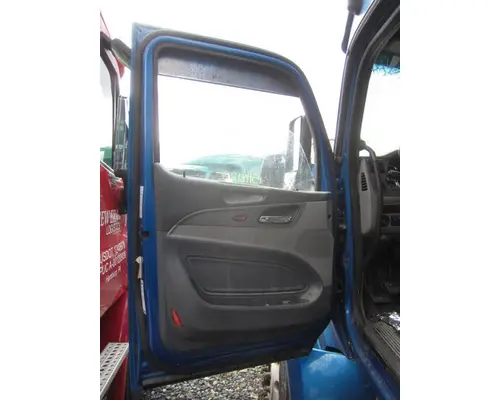 PETERBILT 579 2013-2026 DOOR ASSEMBLY, FRONT