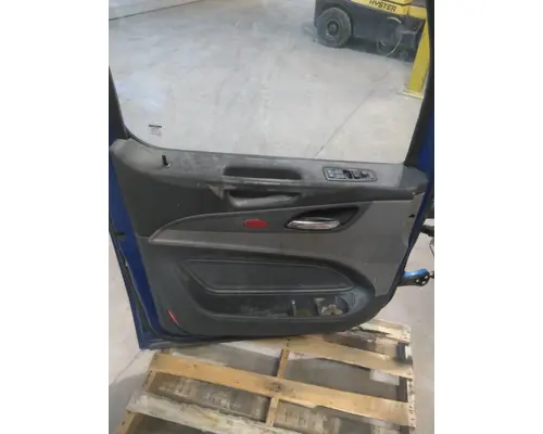 PETERBILT 579 2013-2026 DOOR ASSEMBLY, FRONT