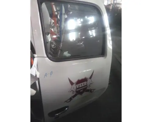 PETERBILT 579 2013-2026 DOOR ASSEMBLY, FRONT