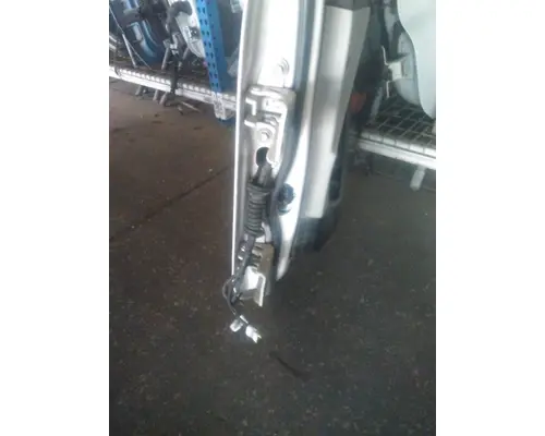 PETERBILT 579 2013-2026 DOOR ASSEMBLY, FRONT