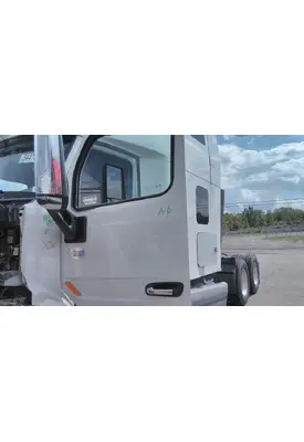 PETERBILT 579 2013-2026 DOOR ASSEMBLY, FRONT