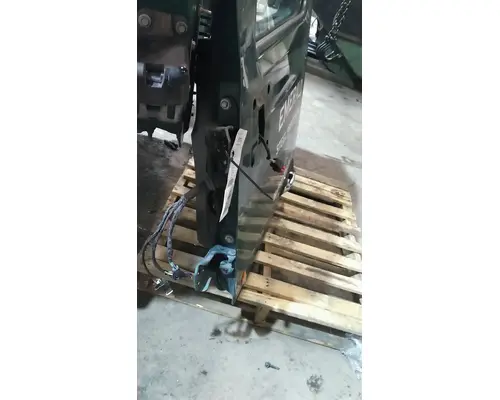 PETERBILT 579 2013-2026 DOOR ASSEMBLY, FRONT