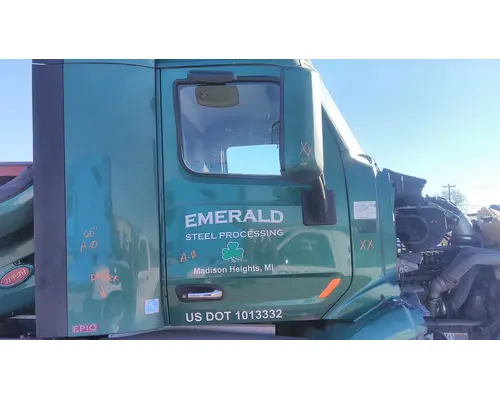 PETERBILT 579 2013-2026 DOOR ASSEMBLY, FRONT