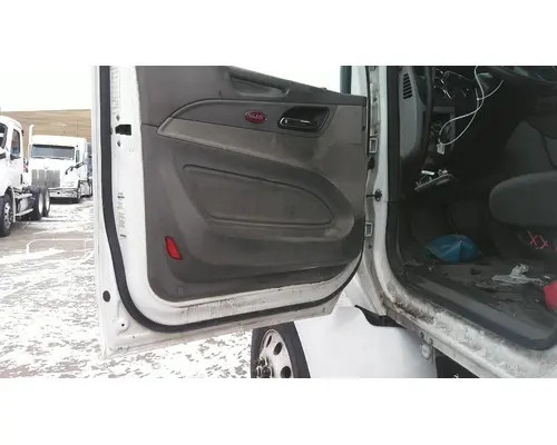 PETERBILT 579 2013-2026 DOOR ASSEMBLY, FRONT