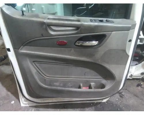 PETERBILT 579 2013-2026 DOOR ASSEMBLY, FRONT