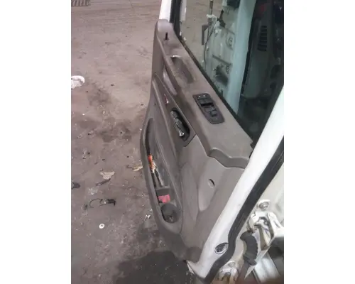 PETERBILT 579 2013-2026 DOOR ASSEMBLY, FRONT