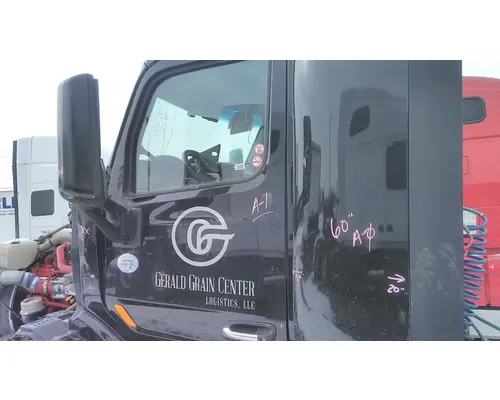 PETERBILT 579 2013-2026 DOOR ASSEMBLY, FRONT