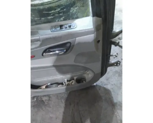 PETERBILT 579 2013-2026 DOOR ASSEMBLY, FRONT