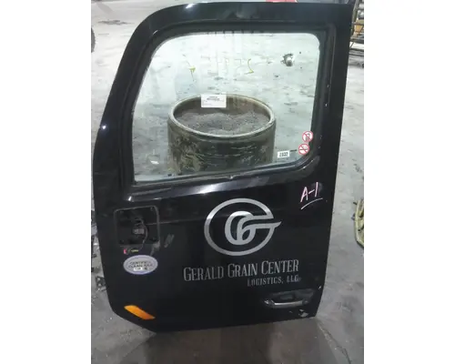 PETERBILT 579 2013-2026 DOOR ASSEMBLY, FRONT