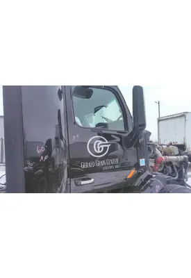 PETERBILT 579 2013-2026 DOOR ASSEMBLY, FRONT