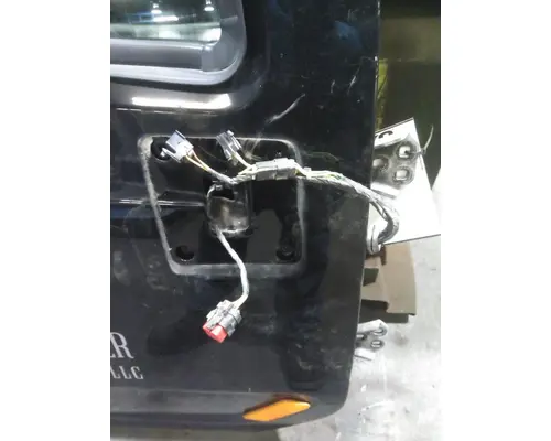 PETERBILT 579 2013-2026 DOOR ASSEMBLY, FRONT