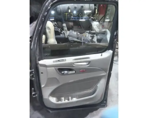 PETERBILT 579 2013-2026 DOOR ASSEMBLY, FRONT