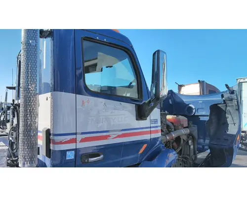 PETERBILT 579 2013-2026 DOOR ASSEMBLY, FRONT