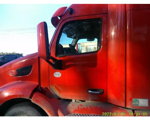 PETERBILT 579 2013-2026 DOOR ASSEMBLY, FRONT