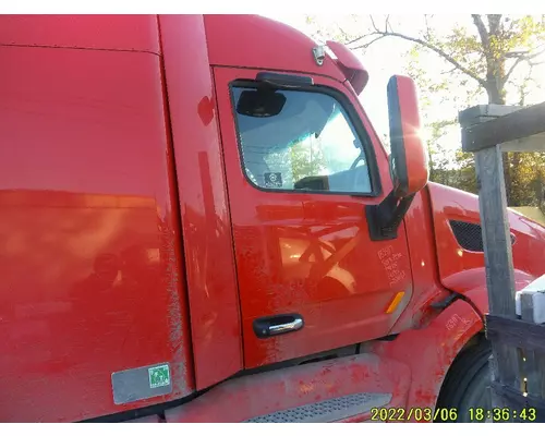 PETERBILT 579 2013-2026 DOOR ASSEMBLY, FRONT