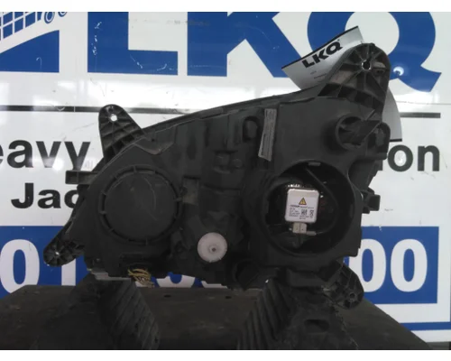PETERBILT 579 2022-2025 HEADLAMP ASSEMBLY