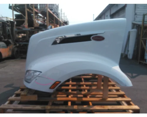 PETERBILT 579 2022-2025 HOOD