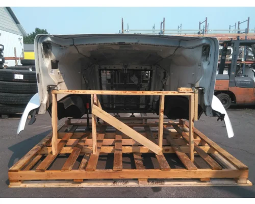 PETERBILT 579 2022-2025 HOOD