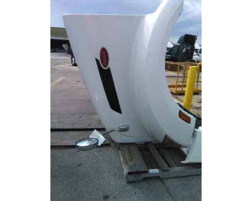 PETERBILT 579 2022-2025 HOOD