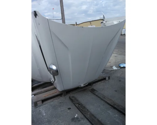 PETERBILT 579 2022-2025 HOOD