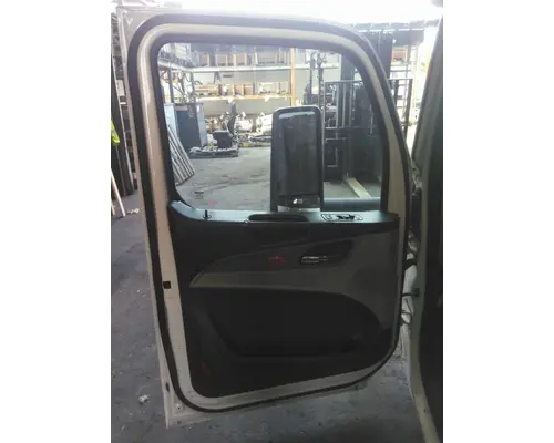 PETERBILT 579 2022-2026 DOOR ASSEMBLY, FRONT