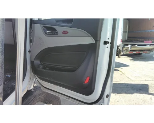 PETERBILT 579 2022-2026 DOOR ASSEMBLY, FRONT