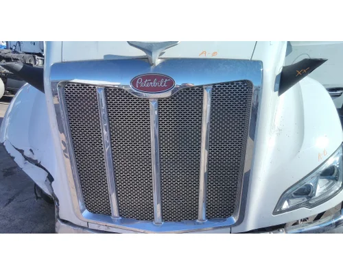 PETERBILT 579 2022-2026 GRILLE
