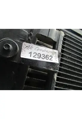 PETERBILT 579_40702 A/C Condenser