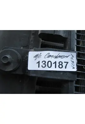 PETERBILT 579_40702 A/C Condenser