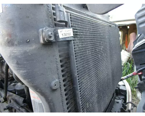 PETERBILT 579_40702 AC Condenser