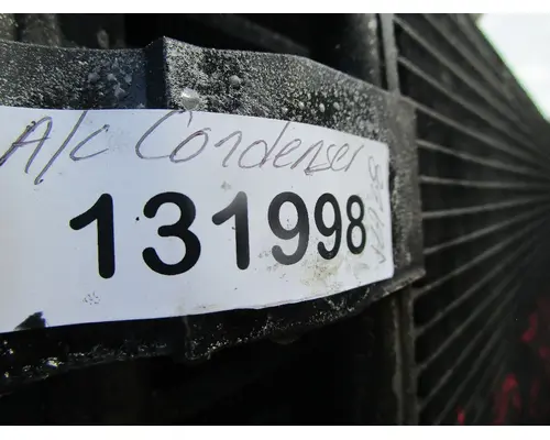 PETERBILT 579_40702 AC Condenser