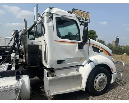 PETERBILT 579 Day cab Heavy Trucks