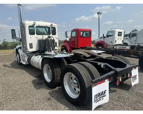 PETERBILT 579 Day cab Heavy Trucks