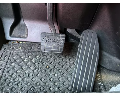 PETERBILT 579 NEXT GEN Foot Control Pedal