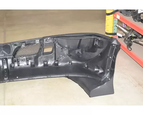 PETERBILT 579 Next Gen Bumper Assembly, Front