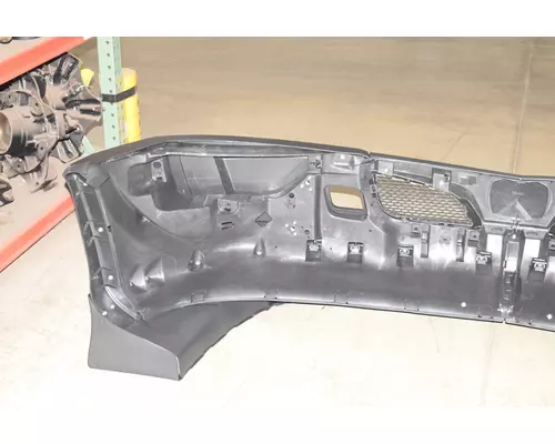 PETERBILT 579 Next Gen Bumper Assembly, Front