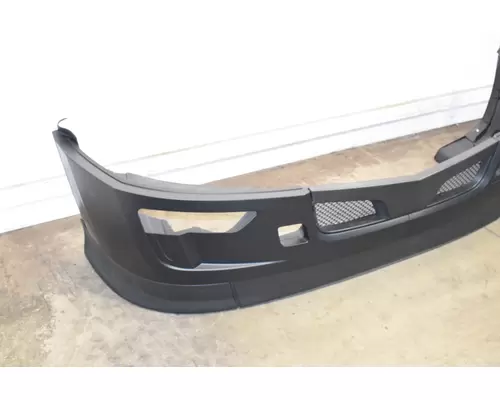 PETERBILT 579 Next Gen Bumper Assembly, Front