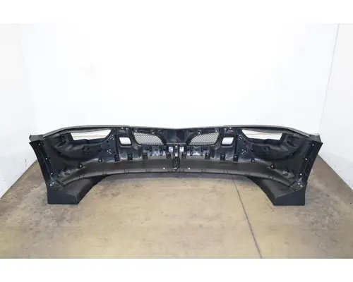 PETERBILT 579 Next Gen Bumper Assembly, Front