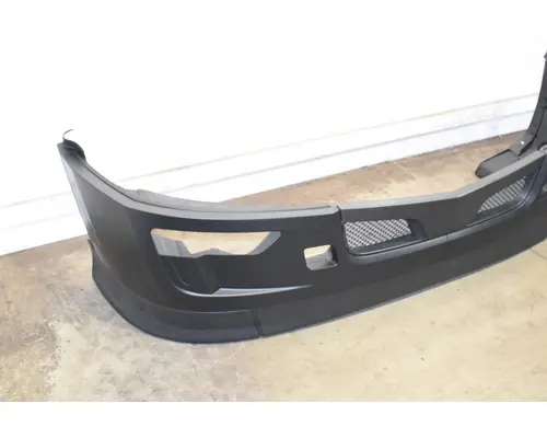 PETERBILT 579 Next Gen Bumper Assembly, Front